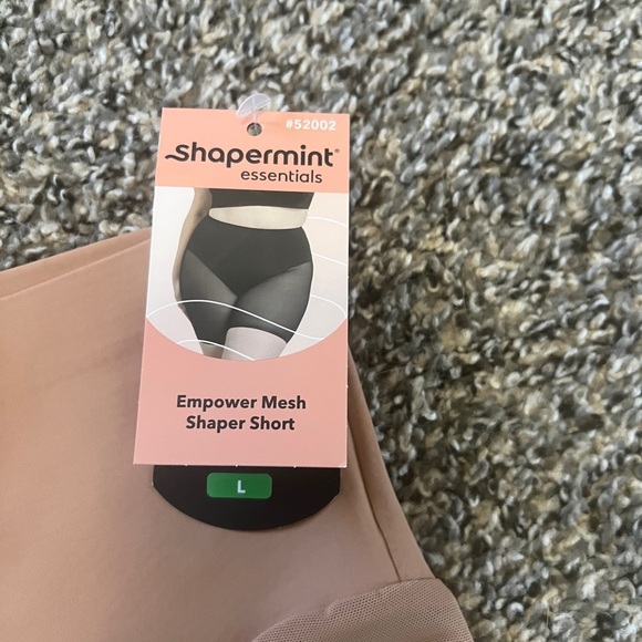 Shapermint Essentials Mesh Shaper Short in Beige - Picture 3 of 5
